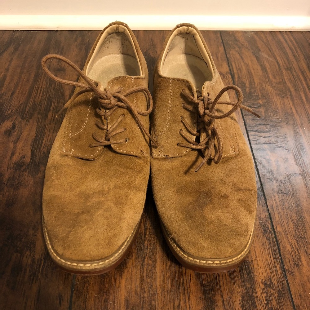 Dress shoes